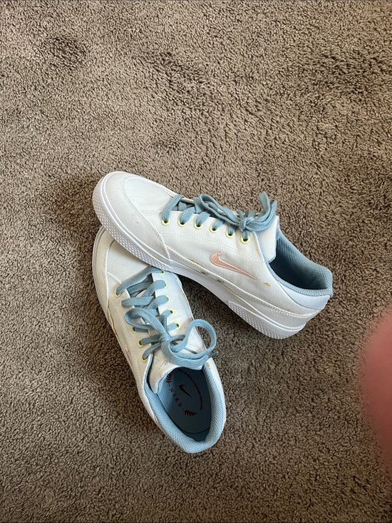 Nike Other - Nike woman’s White Sneakers with Light Blue Trim and Pink Swoosh